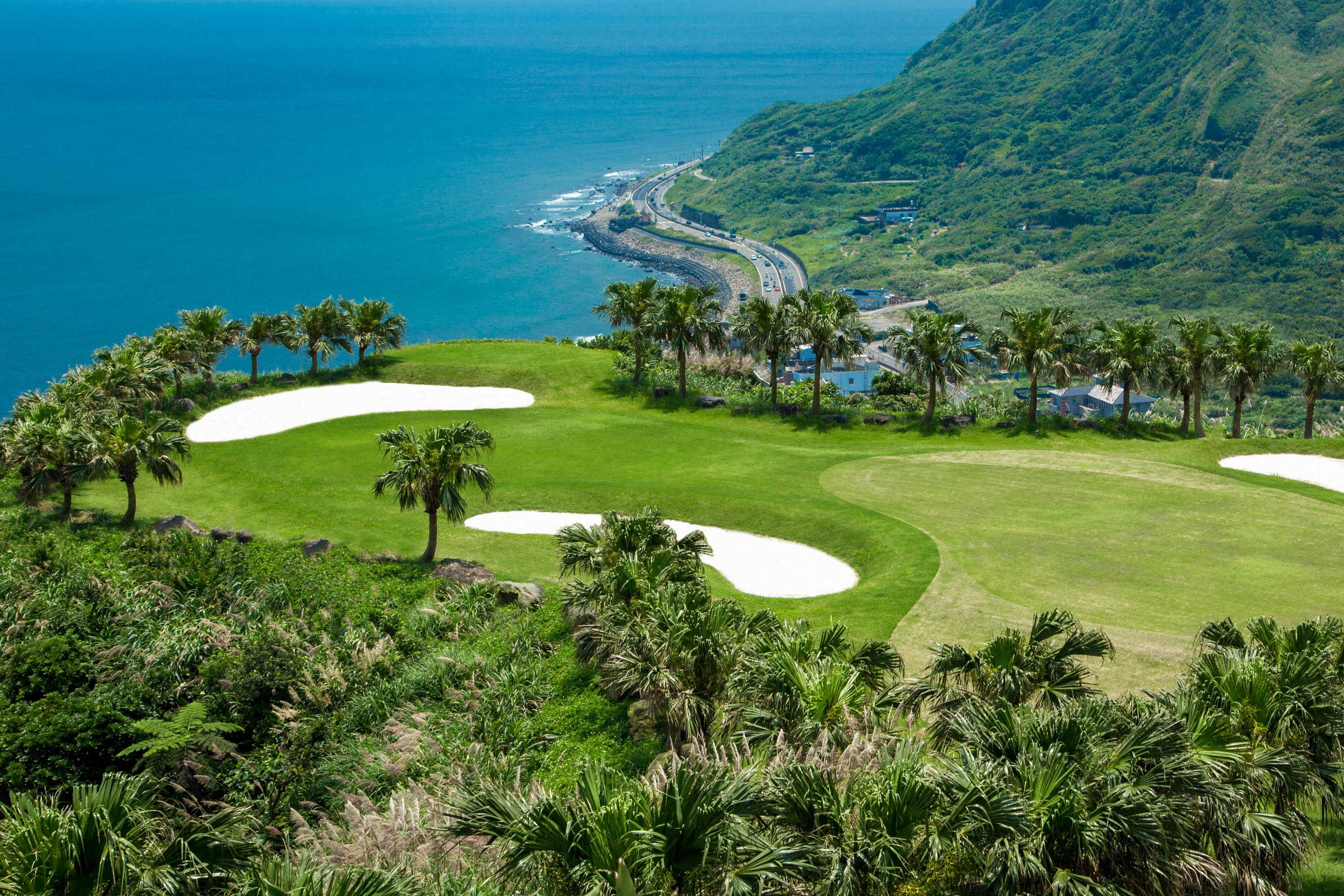 Golf in Taiwan UniGolf VN Booking Tee Time Tour Indoor Golf